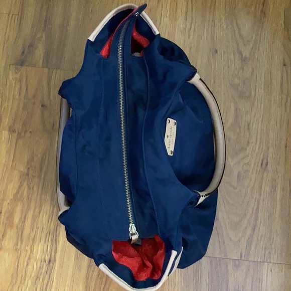 Kate Spade nylon purse in navy/tan - Picture 5 of 15